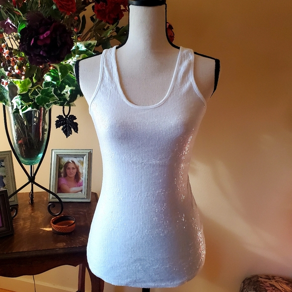 🌹AM Basic Holiday Italian Sequin Sparkle Bling Tank Top - Picture 3 of 8